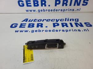 Gebrauchte PDC Schalter BMW 5 serie (F10) 525d xDrive 16V Preis € 30,00 Margenregelung angeboten von Autorec. Gebr. Prins b.v.