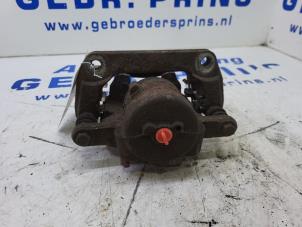 Used Front brake calliper, right Kia Venga 1.6 CVVT 16V Price € 35,00 Margin scheme offered by Autorec. Gebr. Prins b.v.