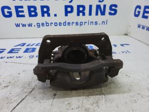 Used Front brake calliper, left Kia Venga 1.6 CVVT 16V Price € 35,00 Margin scheme offered by Autorec. Gebr. Prins b.v.
