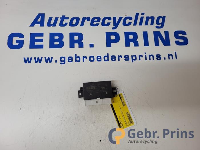 Begagnade PDC-modul Volkswagen Polo VI (AW1) 1.0 TSI 12V Pris € 40,00 Marginaltabell erbjuds av Autorec. Gebr. Prins b.v.