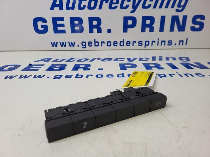 PDC switch from a Volkswagen Polo VI (AW1) 1.0 TSI 12V 2019