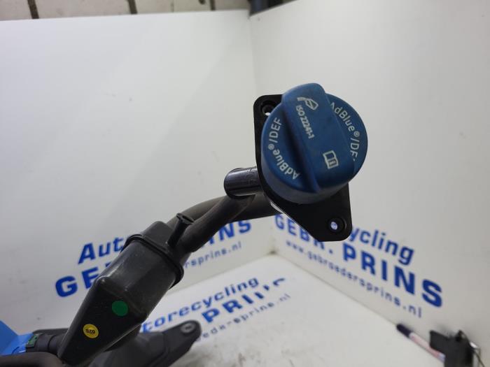 Adblue Tank Audi A4 Avant 2.0 TDI 16V 4067411AD DET AUDI