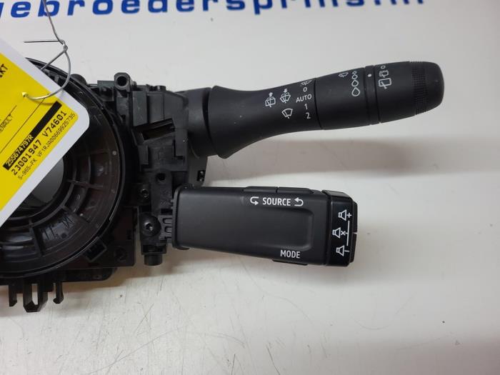 Steering column stalk from a Renault Clio V (RJAB) 1.0 TCe 90 12V 2022