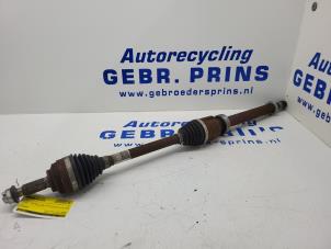 Used Front drive shaft, right Renault Clio IV Estate/Grandtour (7R) 0.9 Energy TCE 90 12V Price € 50,00 Margin scheme offered by Autorec. Gebr. Prins b.v.