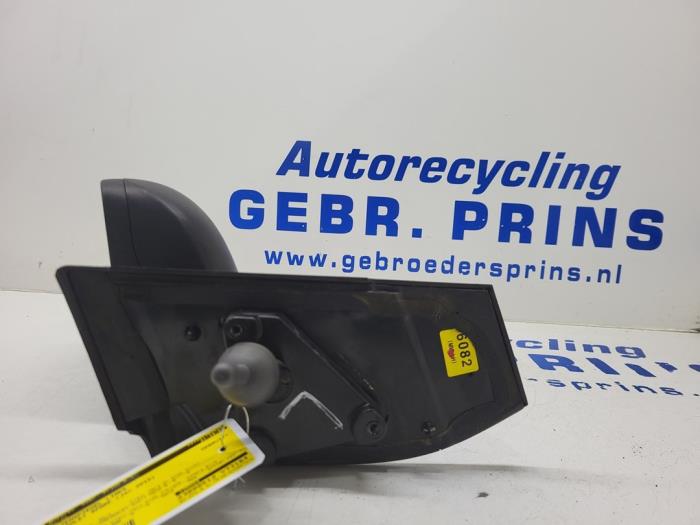 Wing mirror, left from a Chevrolet Spark (M300) 1.0 16V Bifuel 2013