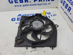 Usagé Ventilateur Renault Twingo II (CN) 1.5 dCi 90 FAP Prix € 30,00 Règlement à la marge proposé par Autorec. Gebr. Prins b.v.