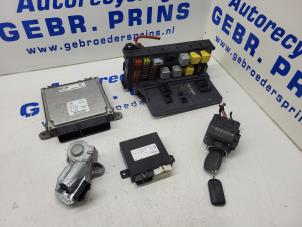 Used Ignition lock + computer Mercedes Sprinter 3,5t (906.63) 313 CDI 16V 4x4 Price on request offered by Autorec. Gebr. Prins b.v.