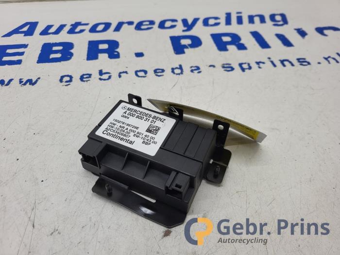Usagé Module pompe carburant Mercedes Sprinter 3,5t (906.63) 316 CDI 16V Prix € 42,35 Prix TTC proposé par Autorec. Gebr. Prins b.v.