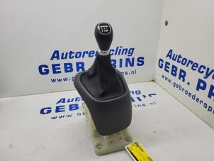 Used Gear stick Hyundai i10 (B5) 1.0 12V Price € 55,00 Margin scheme offered by Autorec. Gebr. Prins b.v.