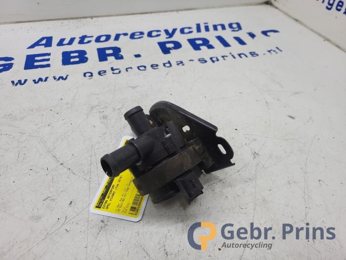 Begagnade Extra vattenpump Opel Vivaro 1.6 CDTI BiTurbo 120 Pris € 36,30 Inklusive moms erbjuds av Autorec. Gebr. Prins b.v.