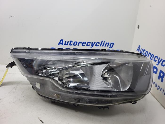 Headlight, right from a Iveco New Daily VI 35C18,35S18,40C18,50C18,60C18,65C18,70C18 2019