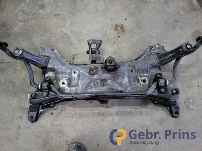 Used Subframe Peugeot 108 1.0 12V Price € 150,00 Margin scheme offered by Autorec. Gebr. Prins b.v.