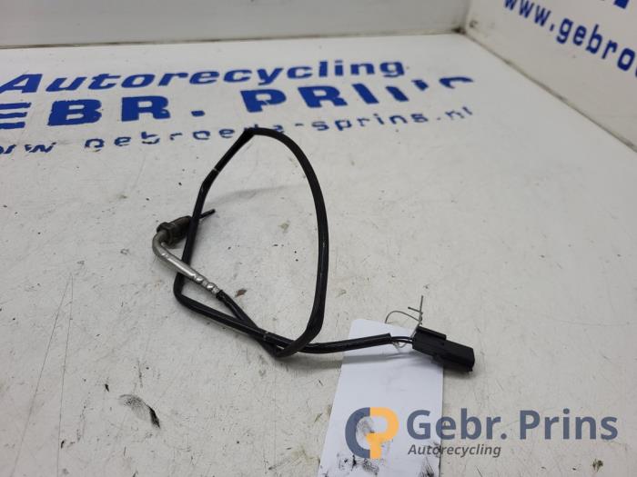 Begagnade Partikelfiltersensor Renault Clio IV Estate/Grandtour (7R) 1.5 Energy dCi 90 FAP Pris € 20,00 Marginaltabell erbjuds av Autorec. Gebr. Prins b.v.