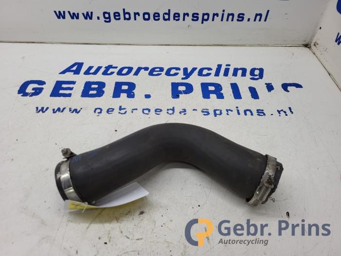 Gebrauchte Intercooler Schlauch Volkswagen Polo V (6R) 1.2 TDI 12V BlueMotion Preis € 15,00 Margenregelung angeboten von Autorec. Gebr. Prins b.v.