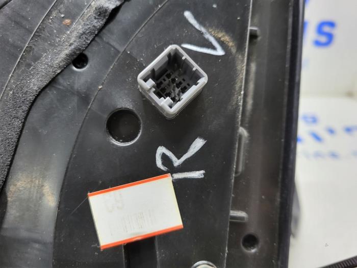 Retrovisor externo derecha de un Kia Picanto (TA) 1.0 12V 2012