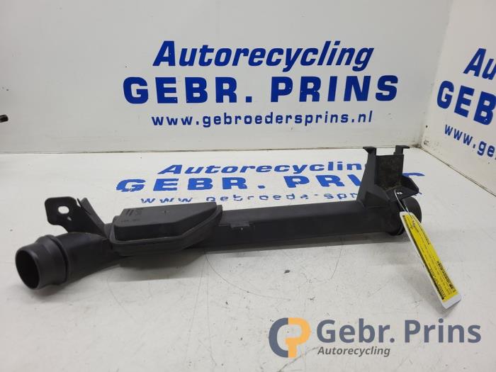 Gebrauchte Intercooler Rohr Citroen C5 Aircross I (A4/AC/AJ/AR) 1.6 Hybrid 225 16V Preis € 50,00 Margenregelung angeboten von Autorec. Gebr. Prins b.v.