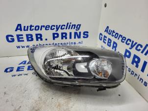 Used Headlight, right Kia Picanto (TA) 1.0 12V Price € 75,00 Margin scheme offered by Autorec. Gebr. Prins b.v.