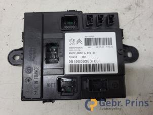 Ignition lock + computer from a Citroën C5 Aircross I (A4/AC/AJ/AR) 1.6 Hybrid 225 16V 2021