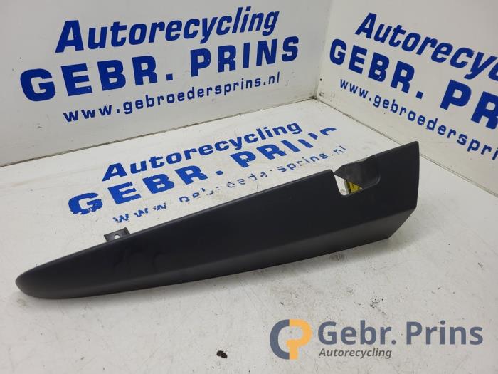 Gebrauchte Abdeckplatte sonstige Mercedes Citan (415.6) 1.5 108 CDI Euro 6 Preis € 18,15 Mit Mehrwertsteuer angeboten von Autorec. Gebr. Prins b.v.
