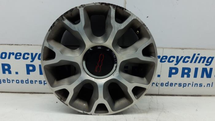 Set of sports wheels from a Fiat 500 (312) 0.9 TwinAir 80 2014