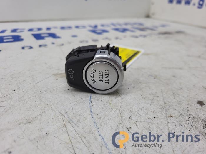 Używane Przelacznik Start/Stop BMW X4 (G02) M40i 3.0 TwinPower Turbo 24V Cena € 25,00 Procedura marży oferowane przez Autorec. Gebr. Prins b.v.