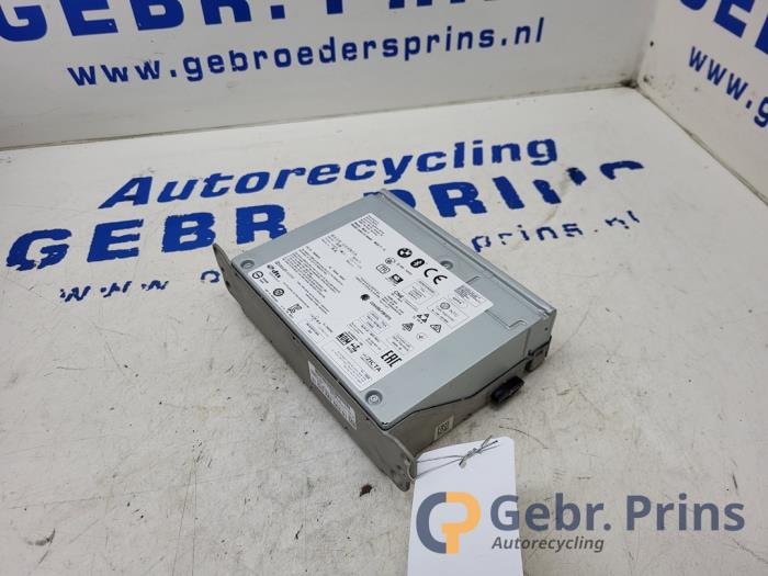 Używane Modul radiowy BMW X4 (G02) M40i 3.0 TwinPower Turbo 24V Cena € 400,00 Procedura marży oferowane przez Autorec. Gebr. Prins b.v.
