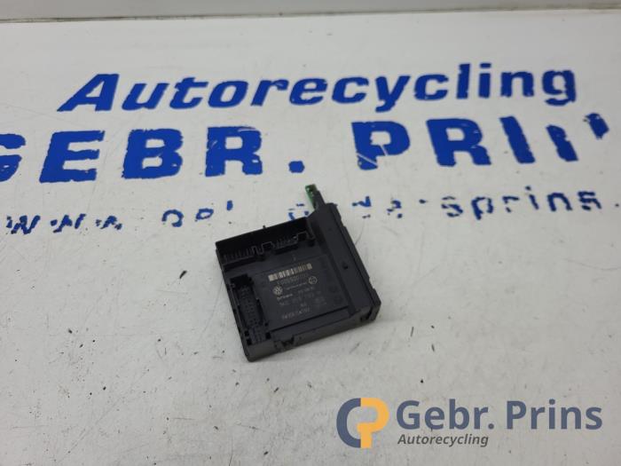 Używane Modul okna Seat Altea XL (5P5) 1.8 TFSI 16V Cena € 20,00 Procedura marży oferowane przez Autorec. Gebr. Prins b.v.