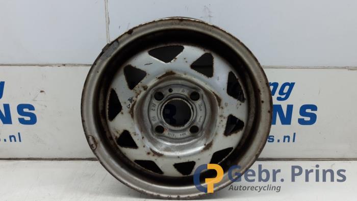 Używane Obrecz Opel Kadett E (33/34/43/44) 1.3 N,L,LS,GL,GLS Cena € 20,00 Procedura marży oferowane przez Autorec. Gebr. Prins b.v.