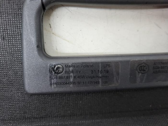 Luggage compartment cover from a Volkswagen Golf VII Variant (AUVV) 1.5 TSI Evo BMT 16V 2019