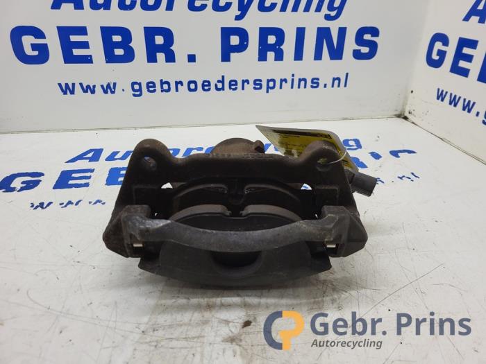 Gebrauchte Bremszange rechts vorne Volkswagen Golf VII Variant (AUVV) 1.5 TSI Evo BMT 16V Preis € 40,00 Margenregelung angeboten von Autorec. Gebr. Prins b.v.