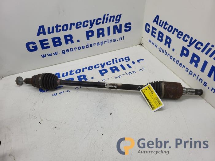Gebrauchte Antriebswelle links hinten Volvo XC90 I 2.4 D5 20V Preis € 50,00 Margenregelung angeboten von Autorec. Gebr. Prins b.v.