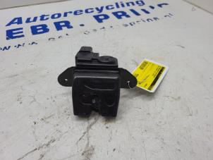 Used Tailgate lock mechanism Kia Picanto (JA) 1.0 12V Price € 25,00 Margin scheme offered by Autorec. Gebr. Prins b.v.