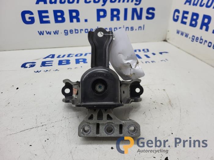 Used Engine mount Kia Picanto (JA) 1.0 12V Price € 40,00 Margin scheme offered by Autorec. Gebr. Prins b.v.
