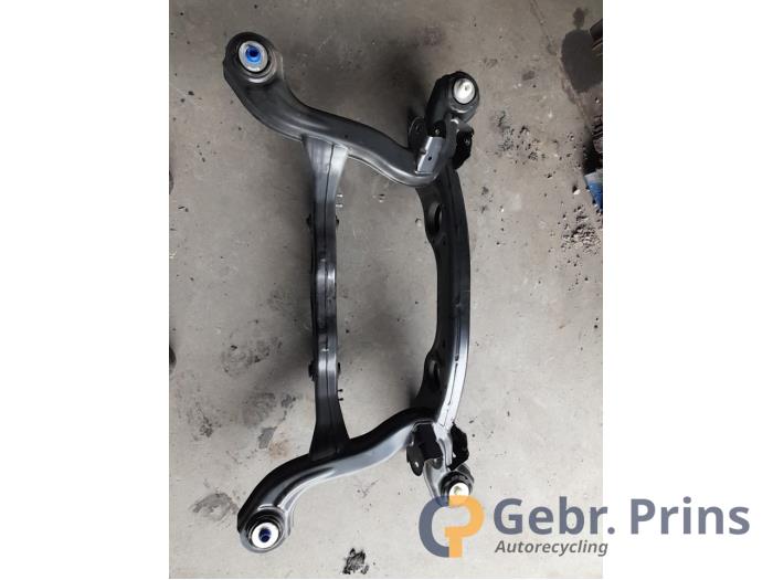 Used Subframe Mercedes B (W247) 2.0 B-200d Price € 400,00 Margin scheme offered by Autorec. Gebr. Prins b.v.