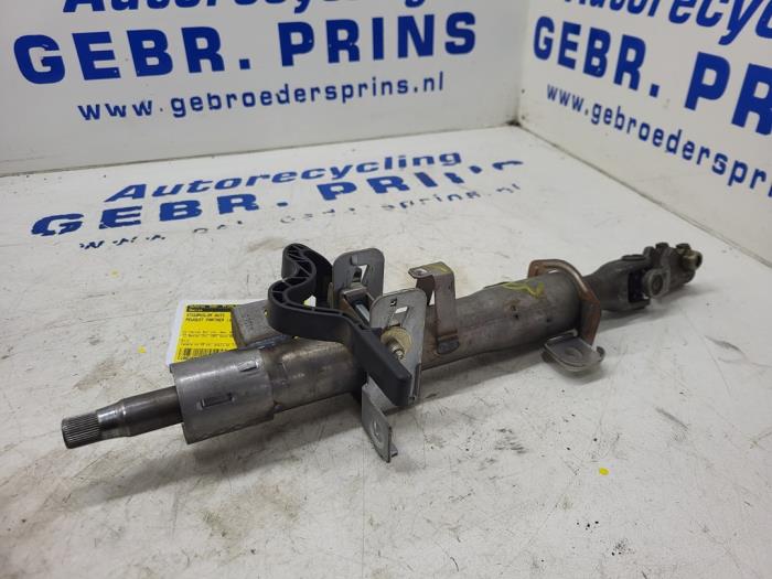 Steering column housing from a Peugeot Partner 2.0 HDI 2006
