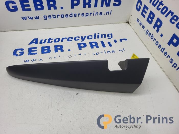 Gebrauchte Abdeckplatte sonstige Mercedes Citan (415.6) 1.5 108 CDI Euro 6 Preis € 18,15 Mit Mehrwertsteuer angeboten von Autorec. Gebr. Prins b.v.