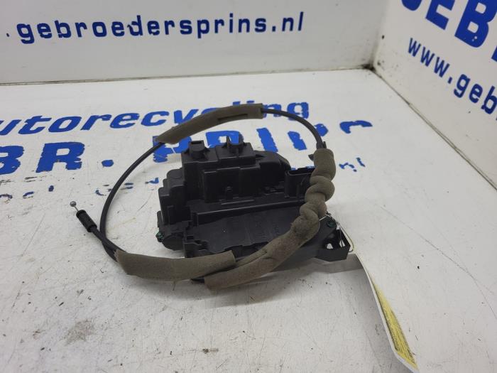 Sliding door lock mechanism, right from a Mercedes-Benz Citan (415.6) 1.5 108 CDI Euro 6 2018
