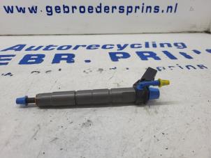 Used Injector (diesel) Mercedes B (W247) 2.0 B-200d Price € 100,00 Margin scheme offered by Autorec. Gebr. Prins b.v.