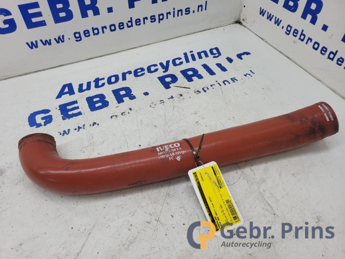 Używane Przewód Turbo Iveco New Daily VI 35C17, 35S17, 40C17, 50C17, 65C17, 70C17 Cena € 42,35 Z VAT oferowane przez Autorec. Gebr. Prins b.v.