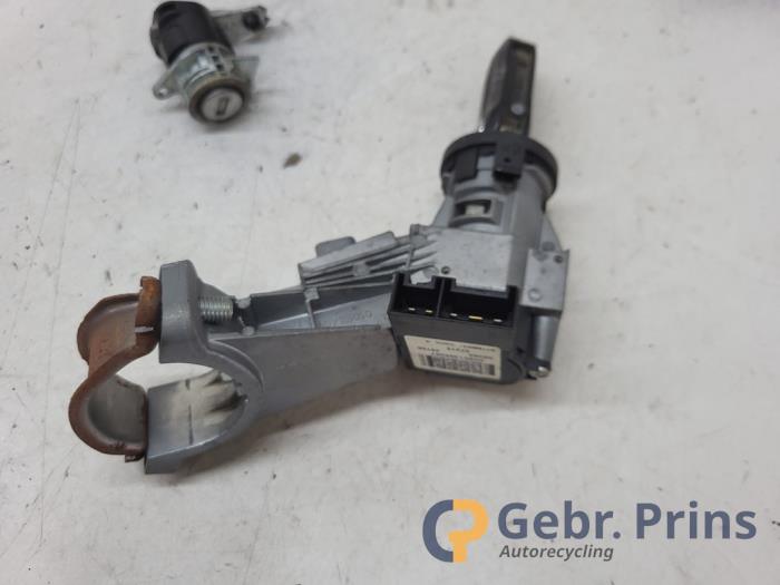 Ignition lock + computer Iveco New Daily VI 35C17, 35S17, 40C17, 50C17 ...
