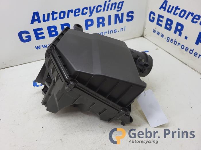 Begagnade Luftfilterhus Volvo V60 II (ZW) 2.0 B3 16V Mild Hybrid Pris € 75,00 Marginaltabell erbjuds av Autorec. Gebr. Prins b.v.