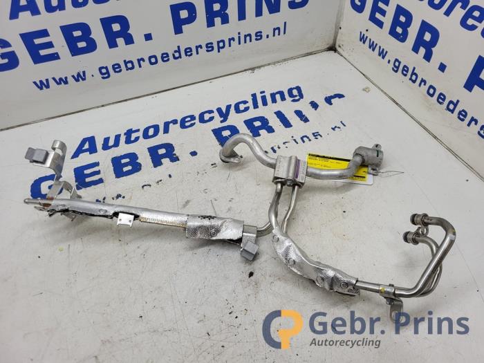Usagé Conduit (divers) Mercedes B (W247) 2.0 B-200d Prix € 30,00 Règlement à la marge proposé par Autorec. Gebr. Prins b.v.