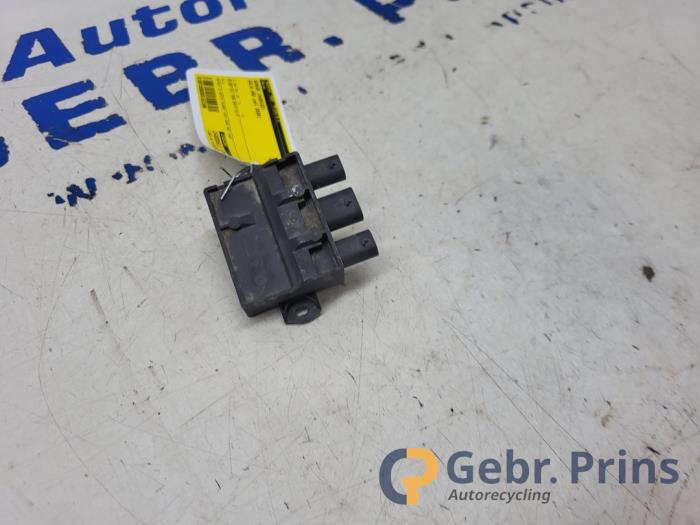 Begagnade Sensor (övriga) Volvo V60 II (ZW) 2.0 B3 16V Mild Hybrid Pris € 40,00 Marginaltabell erbjuds av Autorec. Gebr. Prins b.v.