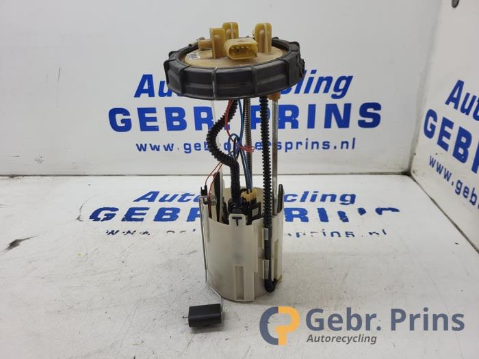 Usagé Pompe d'injection Mercedes Sprinter 3,5t (906.63) 316 CDI 16V Prix € 72,60 Prix TTC proposé par Autorec. Gebr. Prins b.v.
