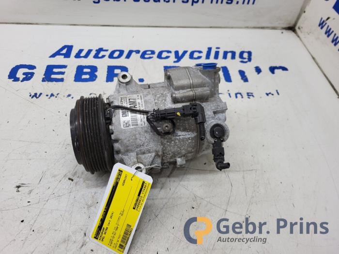 Usagé Pompe clim Opel Astra J Sports Tourer (PD8/PE8/PF8) 1.6 CDTI 16V Prix € 100,00 Règlement à la marge proposé par Autorec. Gebr. Prins b.v.