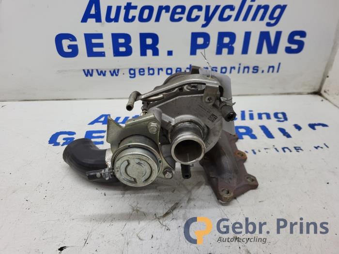 Używane Turbo Renault Clio IV (5R) 0.9 Energy TCE 90 12V Cena € 100,00 Procedura marży oferowane przez Autorec. Gebr. Prins b.v.