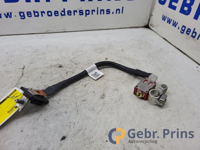 Używane Biegun akumulator Mercedes Sprinter 3t (906.61) 216 CDI 16V Cena € 24,20 Z VAT oferowane przez Autorec. Gebr. Prins b.v.
