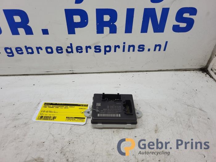 Używane Modul centralnego zamka Ford Tourneo Connect/Grand Tourneo Connect 1.0 EcoBoost 12V Cena € 30,00 Procedura marży oferowane przez Autorec. Gebr. Prins b.v.