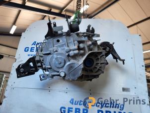 Getriebe van een Toyota Auris Touring Sports (E18) 1.2 T 16V 2018