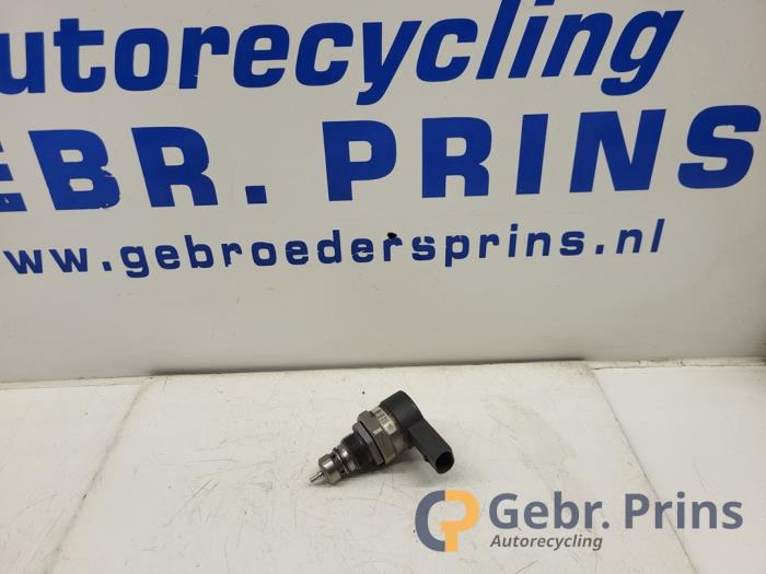 Begagnade Bränsletryckssensor Audi A7 Pris € 50,00 Marginaltabell erbjuds av Autorec. Gebr. Prins b.v.